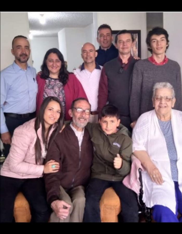 APOYO FLIA DIRECTORA